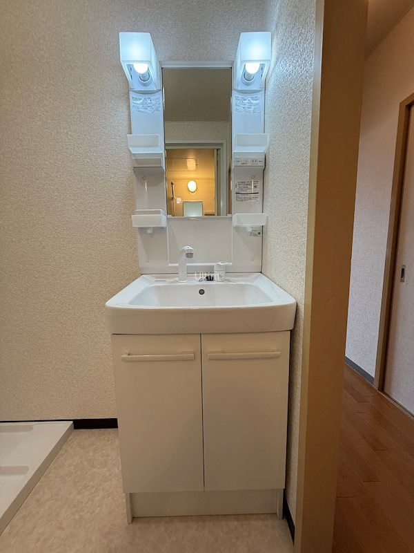 洗面設備　別の部屋の写真