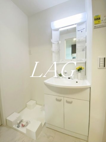 洗面設備　独立洗面台です。（家具家電小物は付きません）