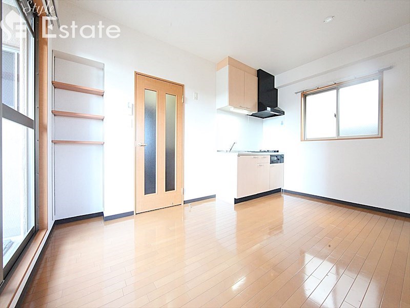 居室・リビング　内装