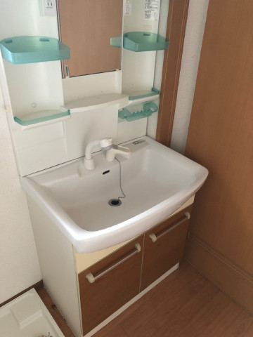 洗面設備　洗髪洗面化粧台　※左右反転・イメージ