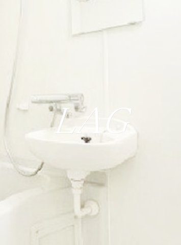 洗面設備　洗面台です。