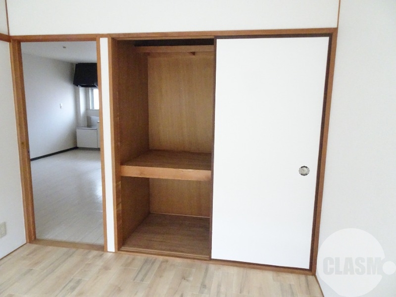 収納　押し入れ