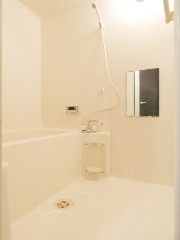 バス・シャワールーム　図面と現状に相違がある場合には現状を優先