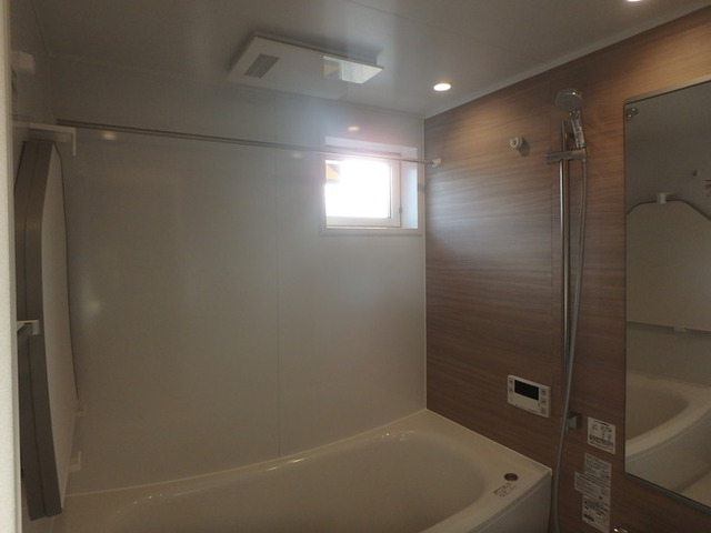 バス・シャワールーム　浴室