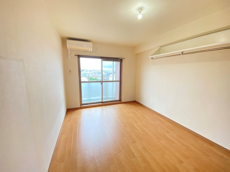 居室・リビング　違うお部屋の写真です。ご参考までに