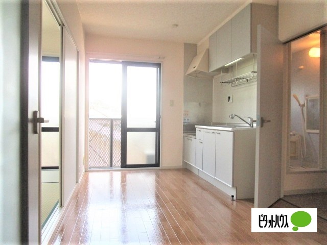 居室・リビング　２０１　同一タイプ