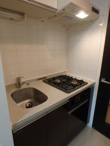 キッチン　※別部屋参考写真