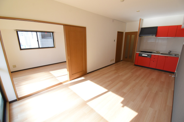 居室・リビング　反転別室のものです。