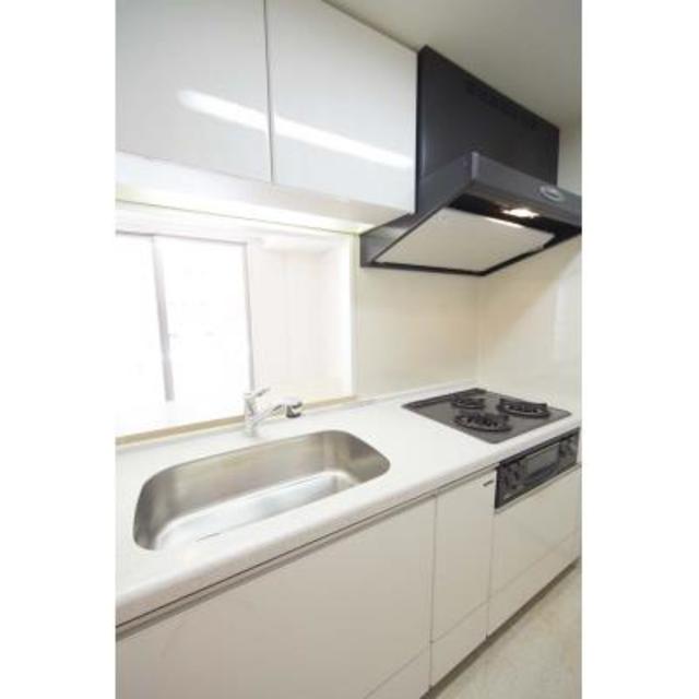 キッチン　※写真は同タイプ住戸です。