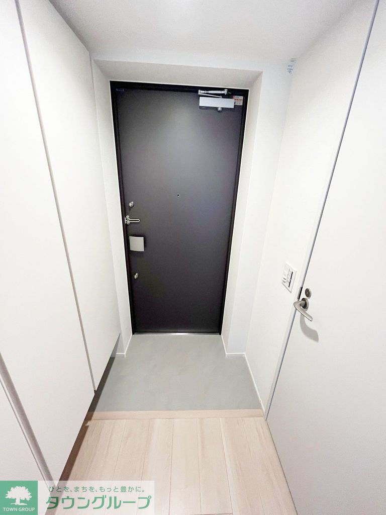 玄関　キッチン