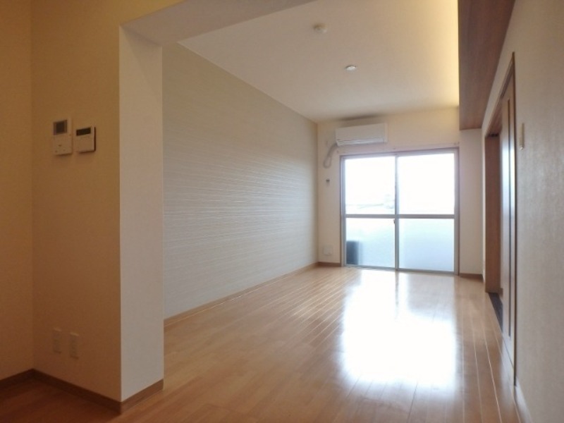 居室・リビング　図面と現状に相違がある場合には現状を優先