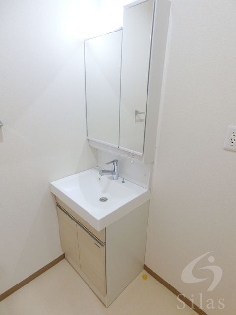 洗面設備　同仕様