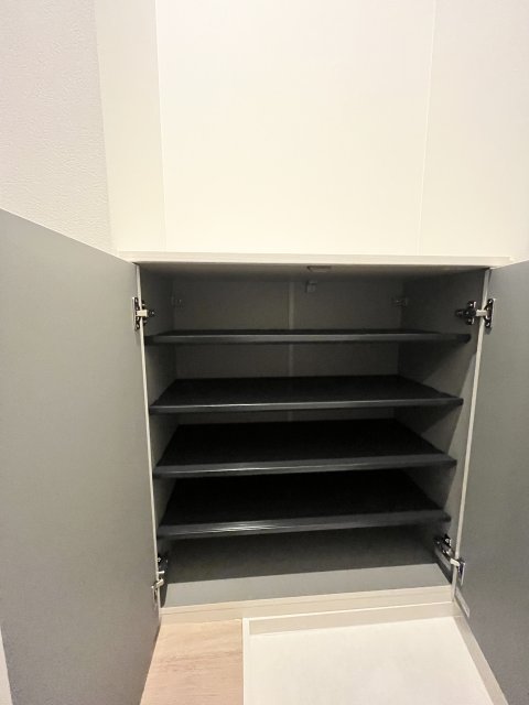 収納　同物件別号室のものです。