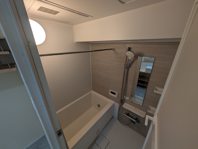 バス・シャワールーム