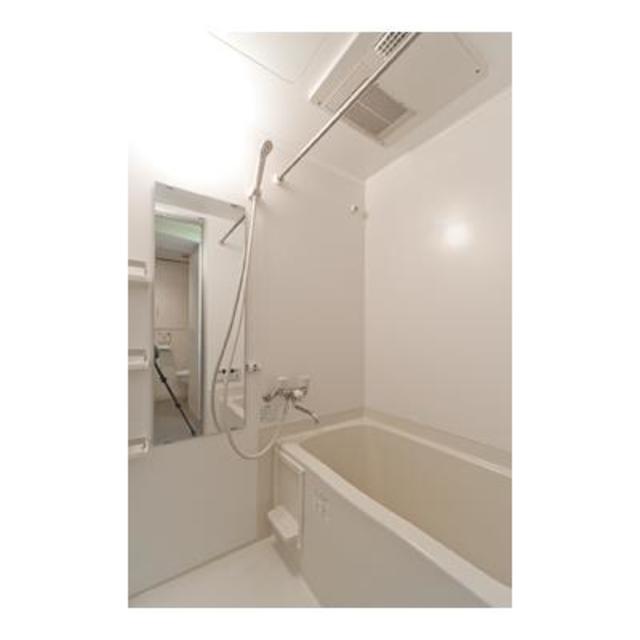 バス・シャワールーム　※写真は同タイプ住戸です。