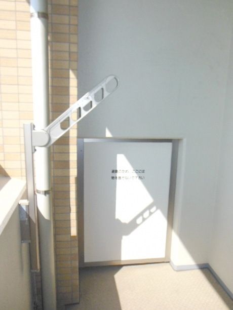 その他設備　★洗濯物が干せるバルコニー★
