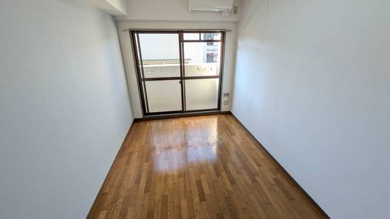 Shoei Building No.11の居間写真