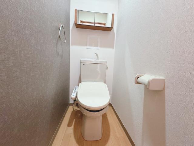 トイレ　シャワー付トイレ