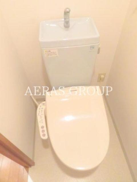 トイレ　温水洗浄便座