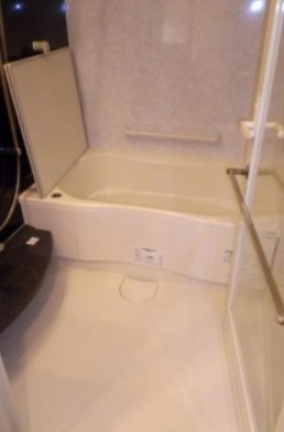 バス・シャワールーム　☆ゆっくりくつろげるお風呂☆