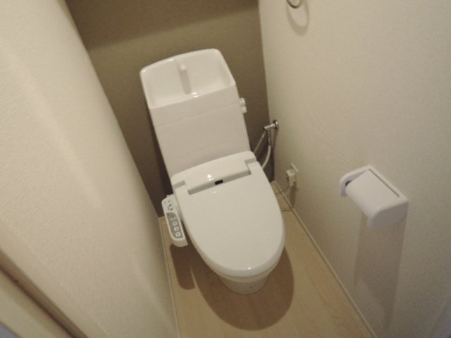 トイレ　シンプルなトイレ！