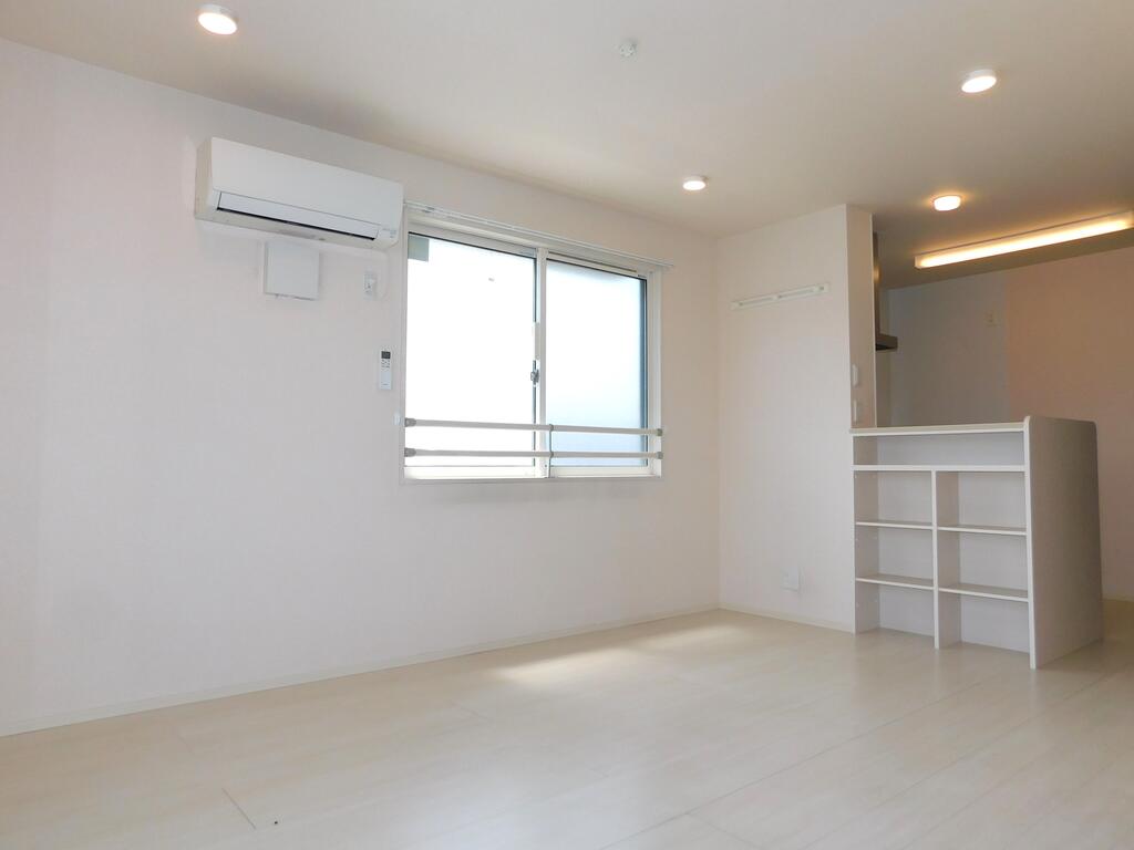 居室・リビング　対面カウンターキッチンです