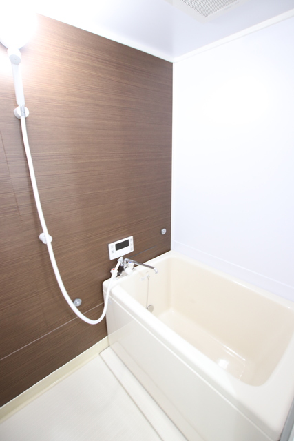 その他部屋・スペース　【※他号室参考・反転写真】５．３帖の洋室