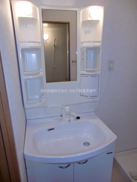 洗面設備　※他部屋参照