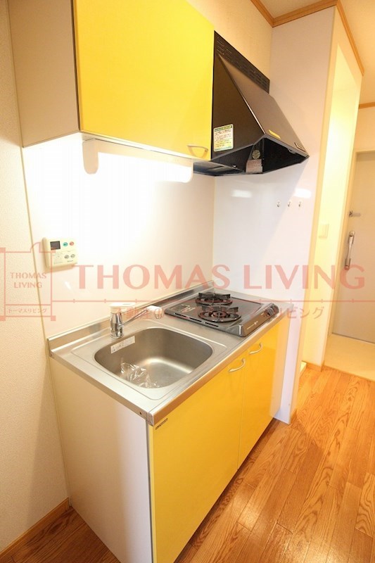 キッチン　2口コンロ付です。