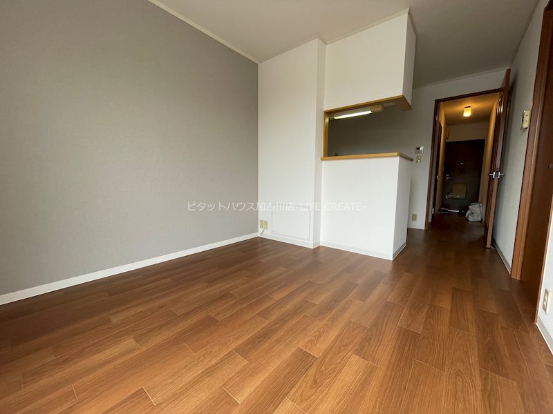 居室・リビング　写真は201号室