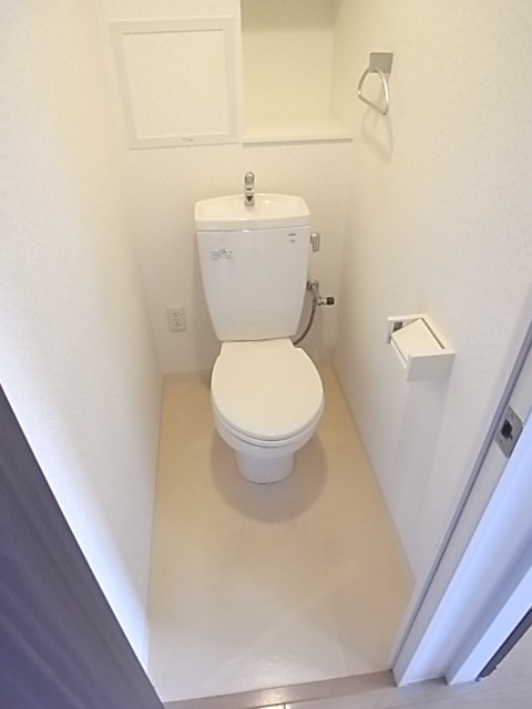 トイレ　ゆったりとした空間のトイレです