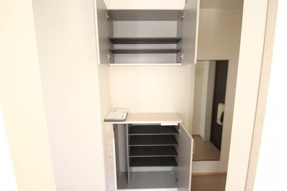 収納　※別部屋の写真です