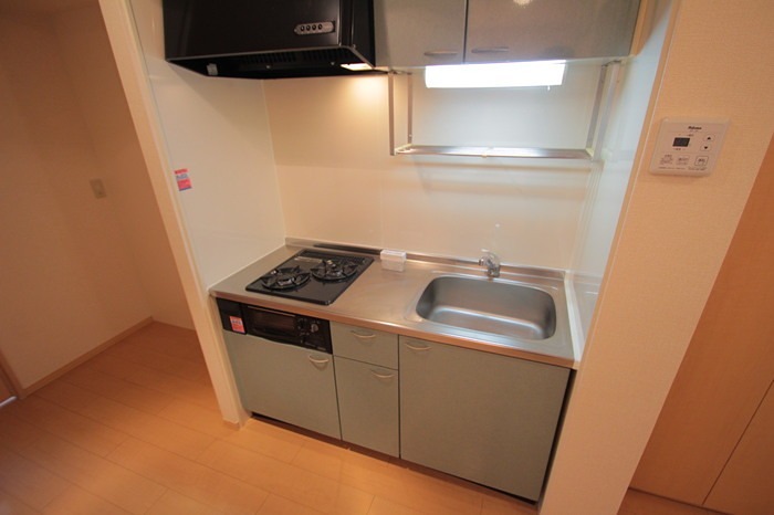 キッチン　2口コンロ・グリル付きです★