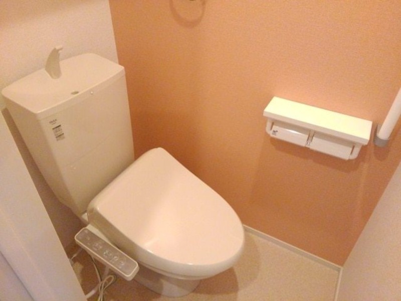 トイレ　図面と現状に相違がある場合には現状を優先