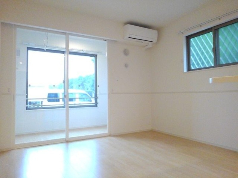 居室・リビング　図面と現状に相違がある場合には現状を優先