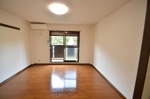 居室・リビング　室内（イメージ）