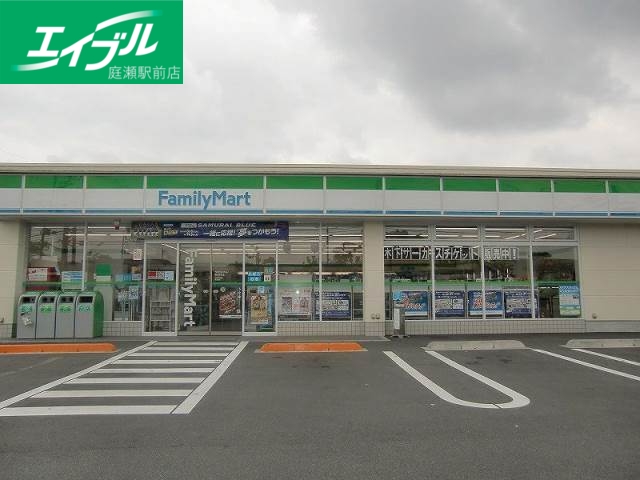 コンビニ　ファミリーマート総社井手店（コンビニ）まで221m