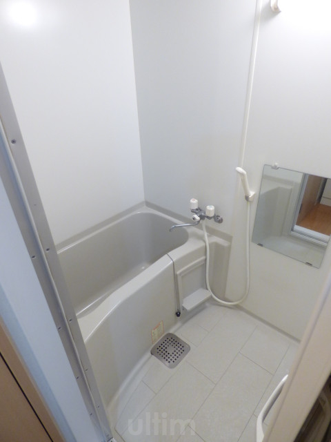 バス・シャワールーム　※別のお部屋のお写真です。御参考までに。