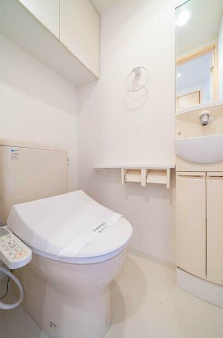 トイレ　※こちらの写真は他部屋になり参考写真です