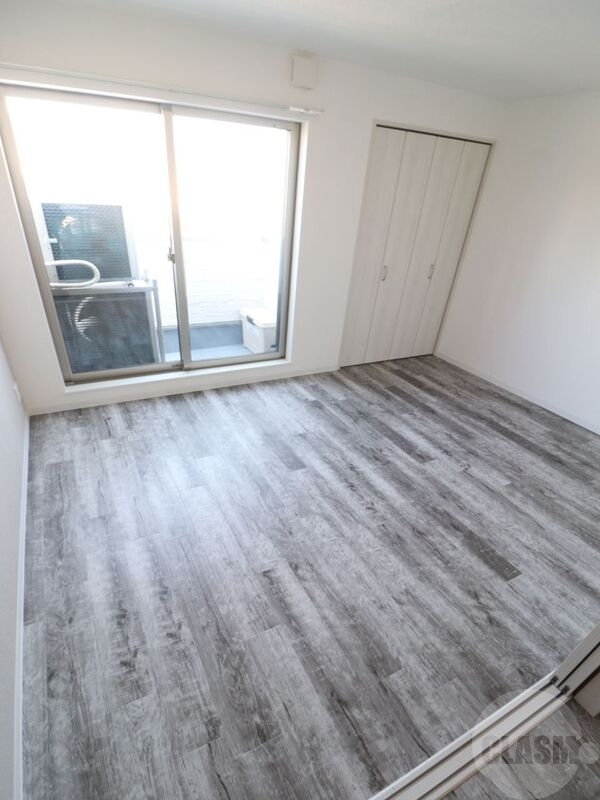 その他部屋・スペース　６．２帖の洋室です