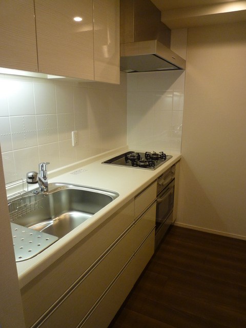 キッチン　※参考写真（同物件別部屋です）