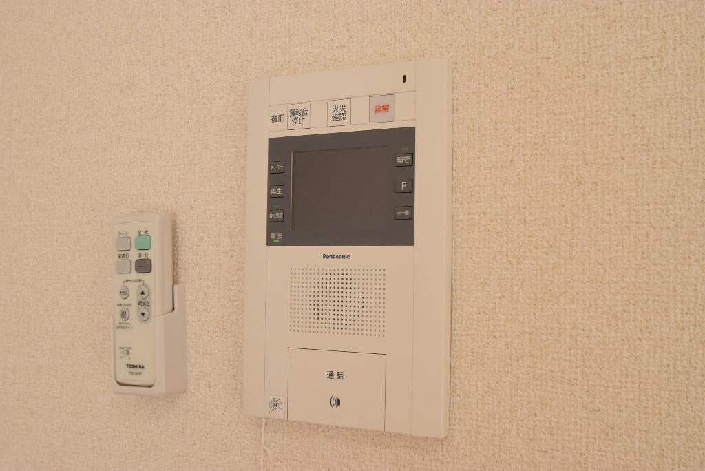 セキュリティ　カメラ付インターホン