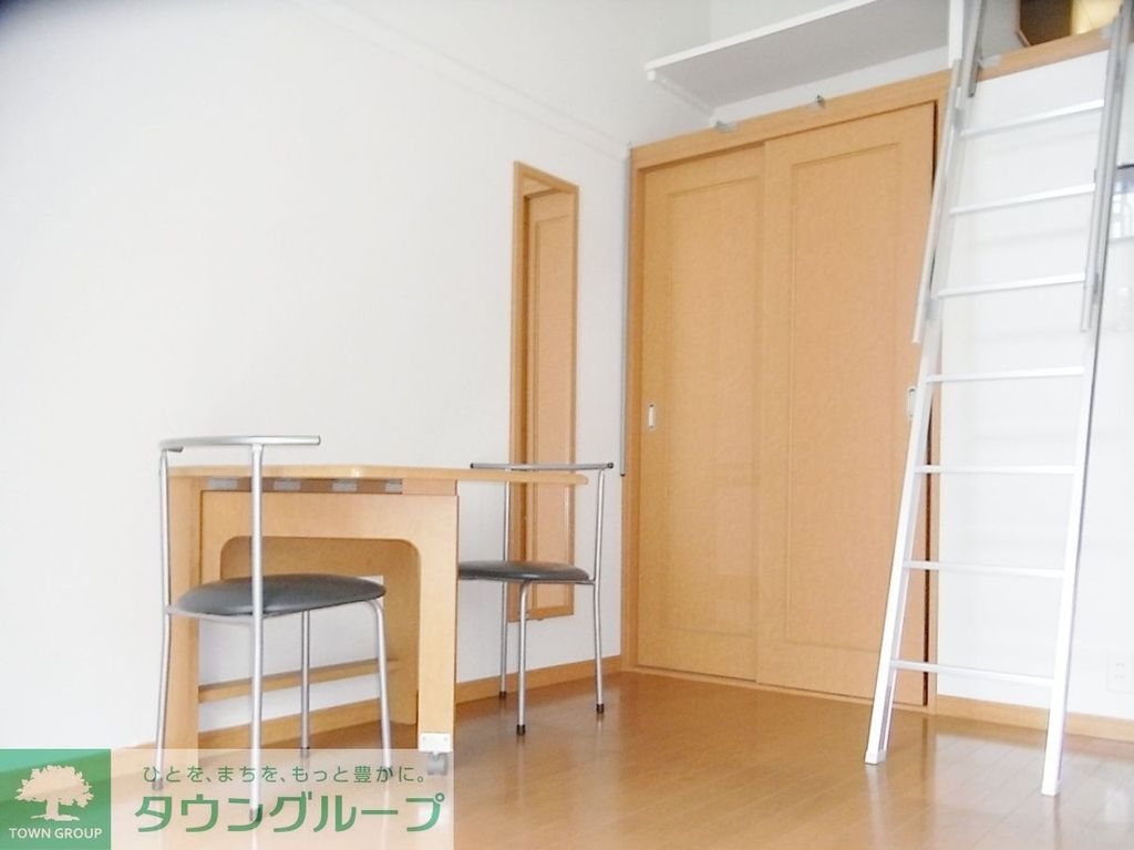 居室・リビング　同タイプ写真(1F)