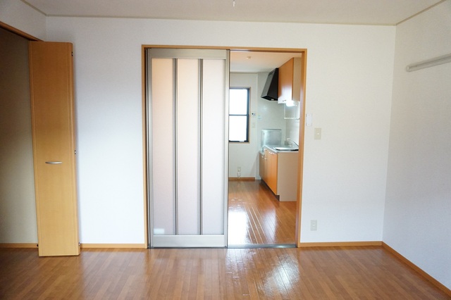 その他部屋・スペース　洋室８帖