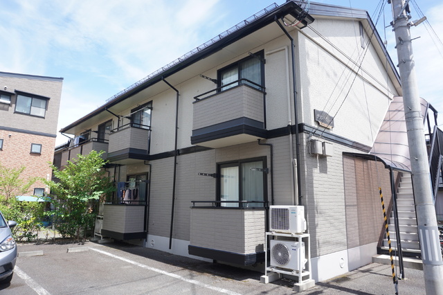 建物外観　２０２５年７月撮影