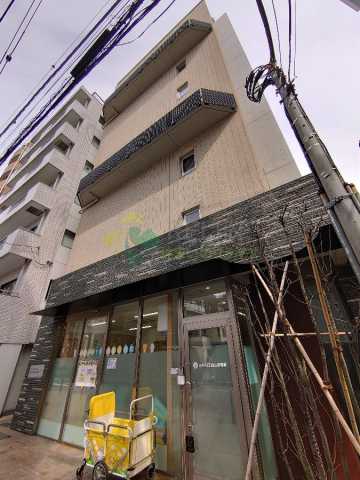 建物外観　グリューネ白山の外観