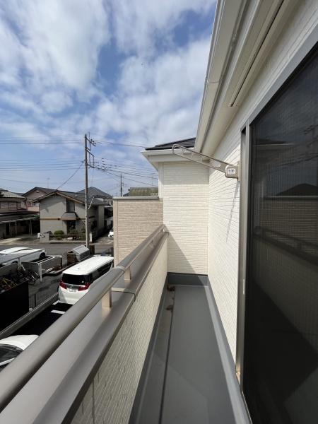 バルコニー　日当たりいいです！