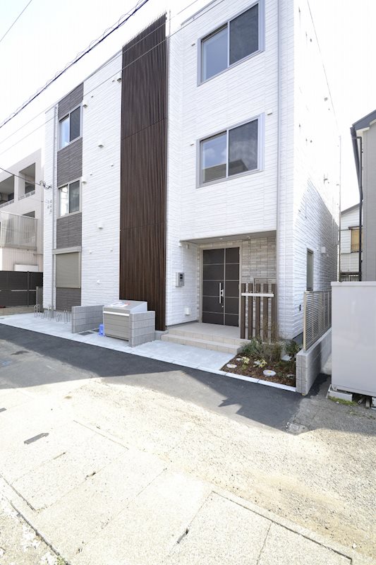 建物外観　積水ハウス施工ブランド”シャーメゾン”☆