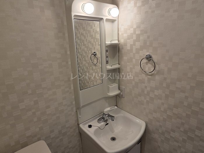洗面設備　同物件別部屋参考写真です