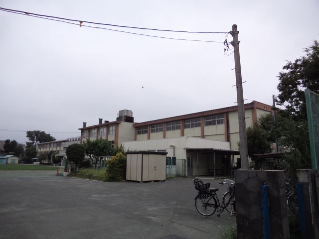 小学校　市立前原小学校（小学校）まで280m